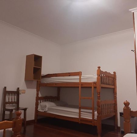 Albergue Berce Do Camino ตริอากาสเตลา ภายนอก รูปภาพ