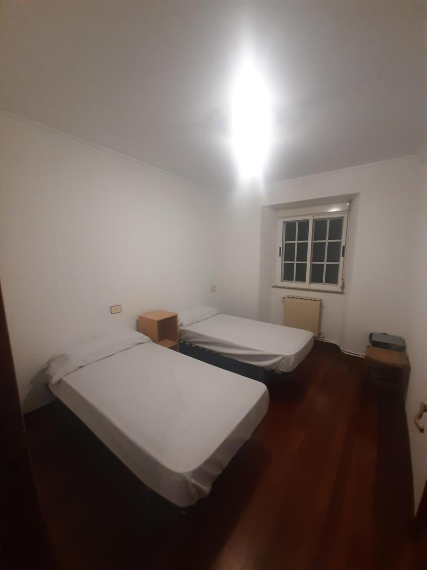 Albergue Berce Do Camino ตริอากาสเตลา ภายนอก รูปภาพ