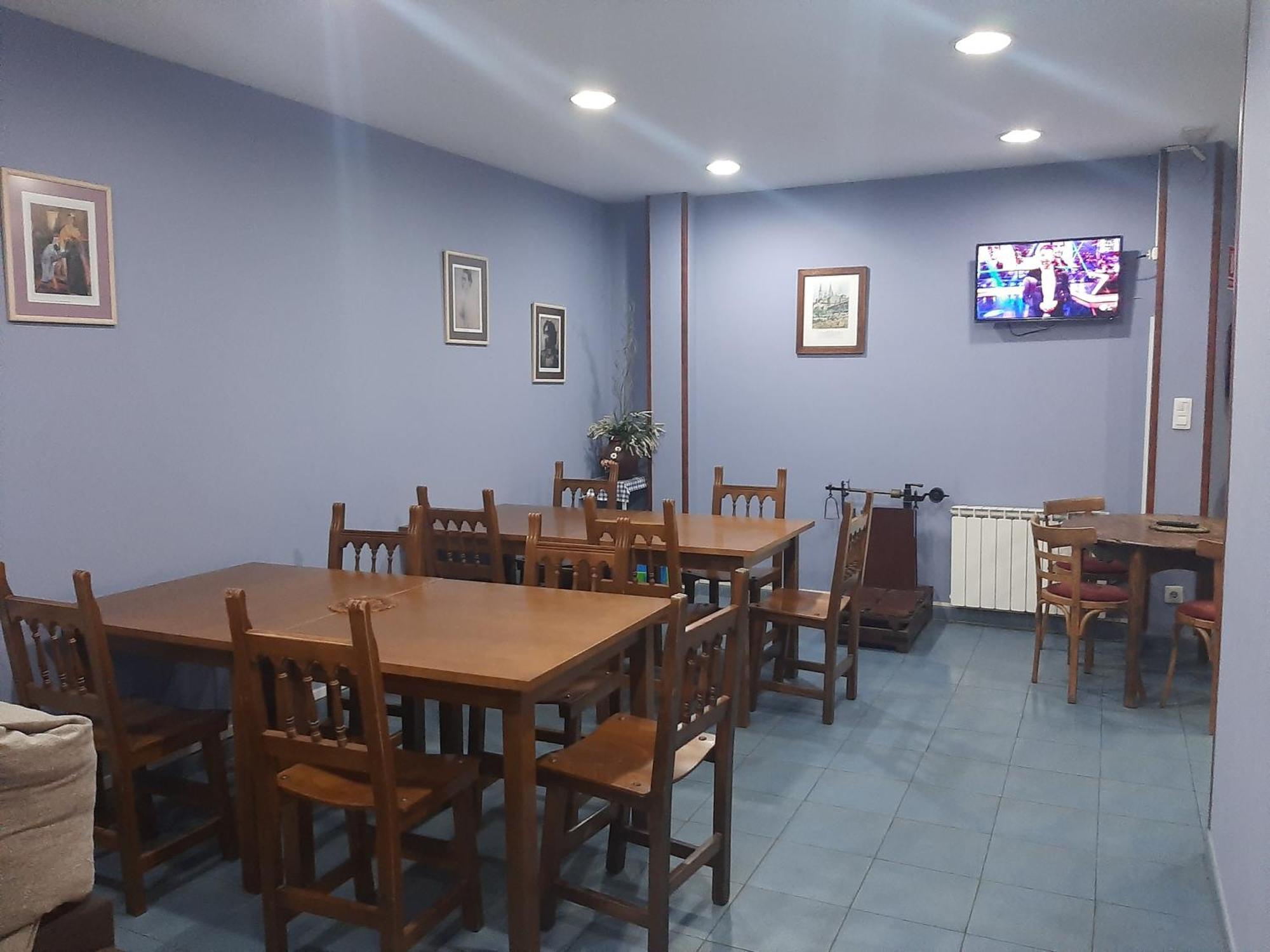 Albergue Berce Do Camino ตริอากาสเตลา ภายนอก รูปภาพ