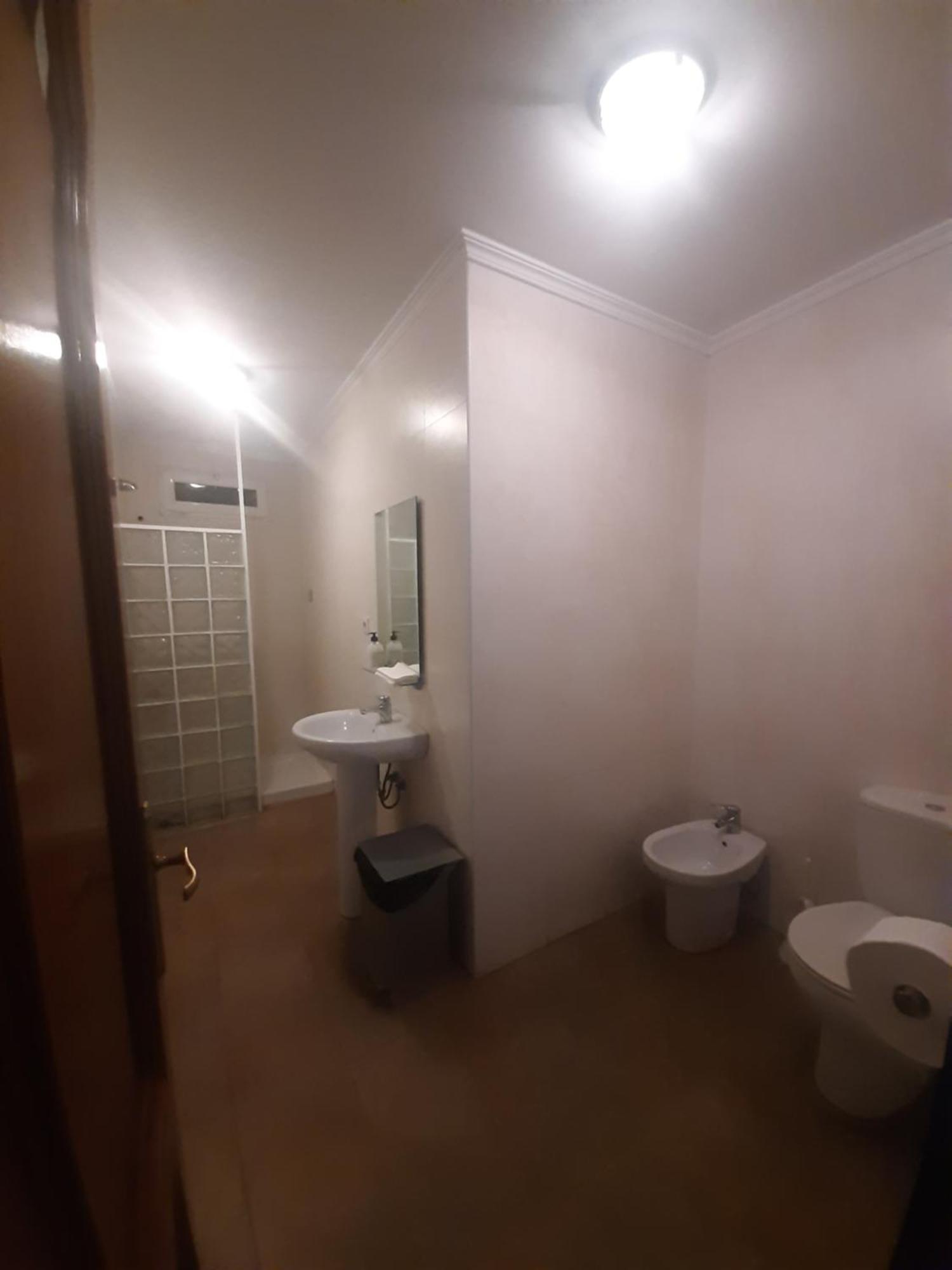 Albergue Berce Do Camino ตริอากาสเตลา ภายนอก รูปภาพ