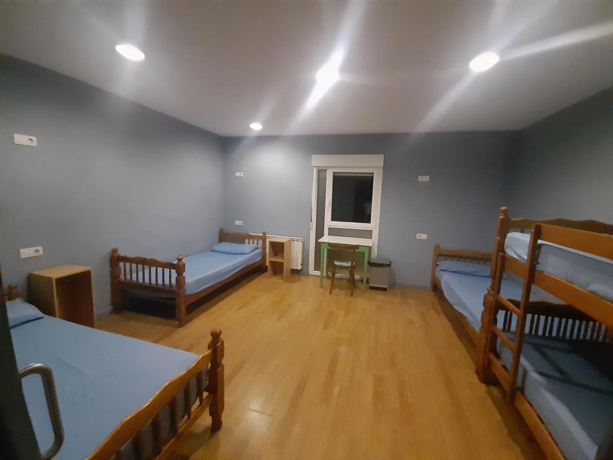 Albergue Berce Do Camino ตริอากาสเตลา ภายนอก รูปภาพ